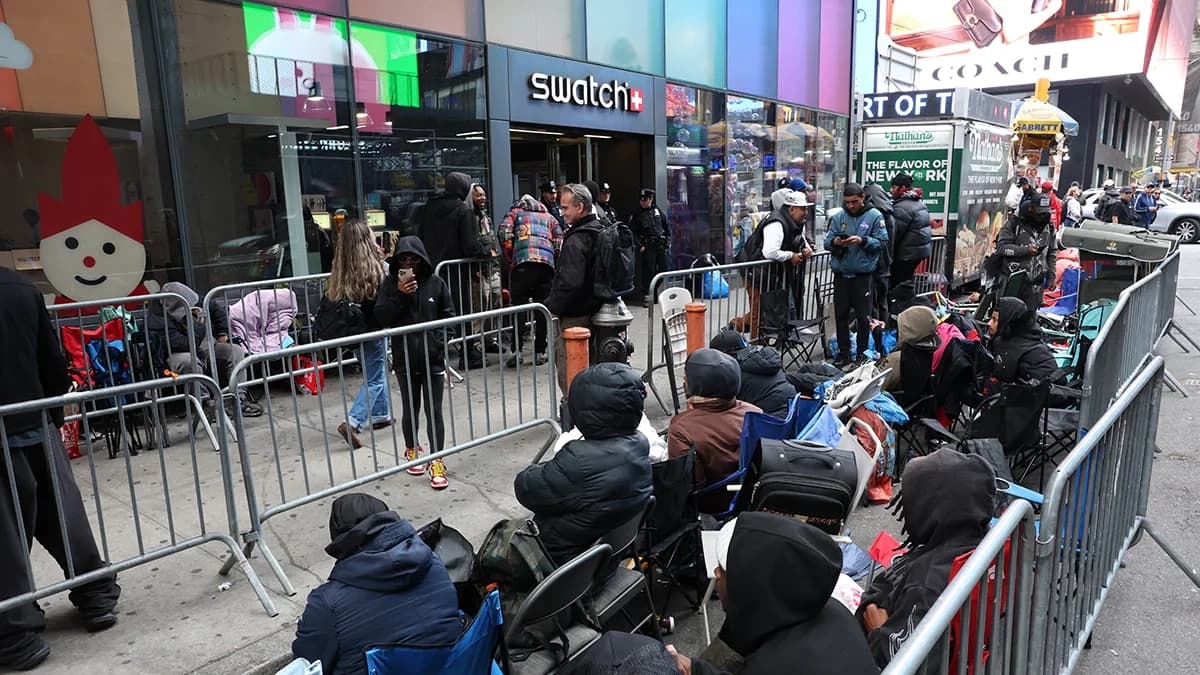 Cover image for The AP x Swatch Watch Is Now Listing for Thousands Online After In-Store Chaos on Yahoo Lifestyle