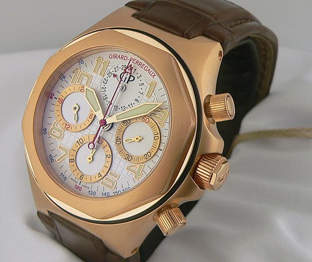 Girard Perregaux Laureato EVO3 Rose
White