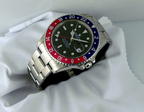 Rolex GMT Master Red Blue
D Series
