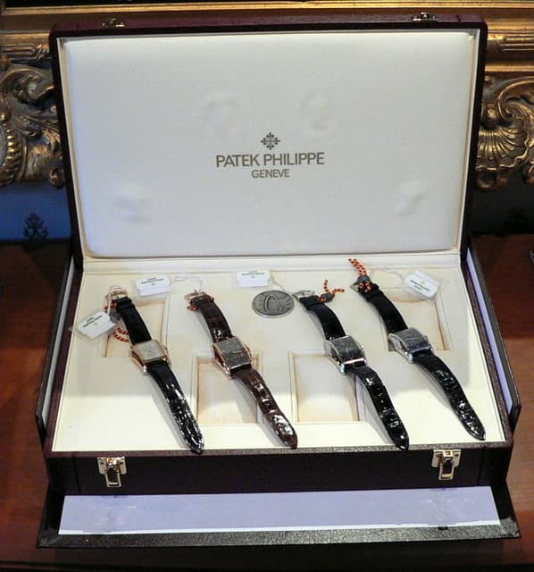 Patek Philippe "10-Day Set"
Patek Philippe,
Ref. 5100
