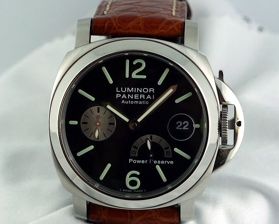Panerai Luminor Marina Power reserve 40mm Black