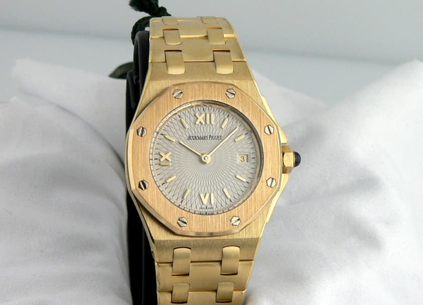 Audemars Piguet Royal Oak Offshore YG/YG
Ladies