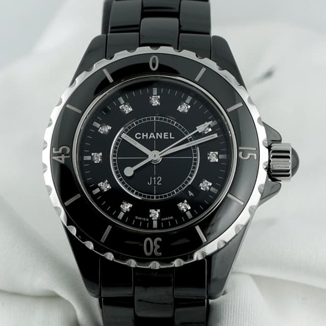 Chanel J12 Quartz 33mm w/ Diamond Dial