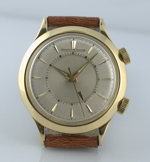 Jaeger LeCoultre Memovox 18K gold