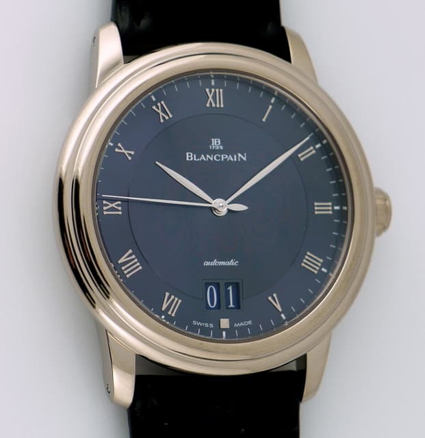 Blancpain Villeret Big Date WG
Blue