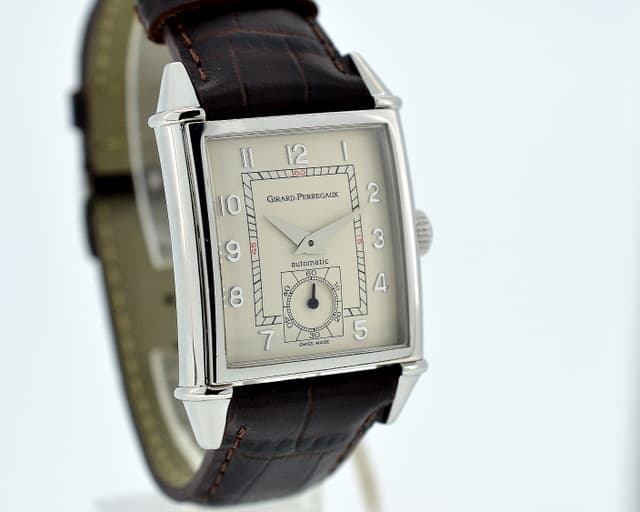 Girard-Perregaux Vintage 1945 Ivory Dial SS