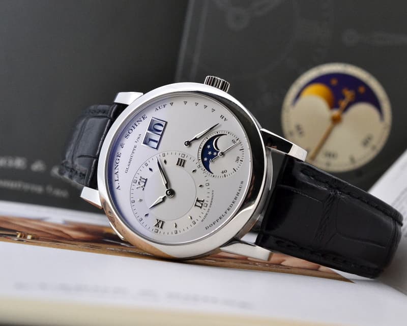 A. Lange and Sohne Lange 1 Moon Platinum / Deployant