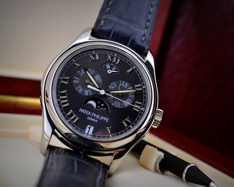 Patek Philippe Annual Calendar Power Reserve Grey Dial Platinum