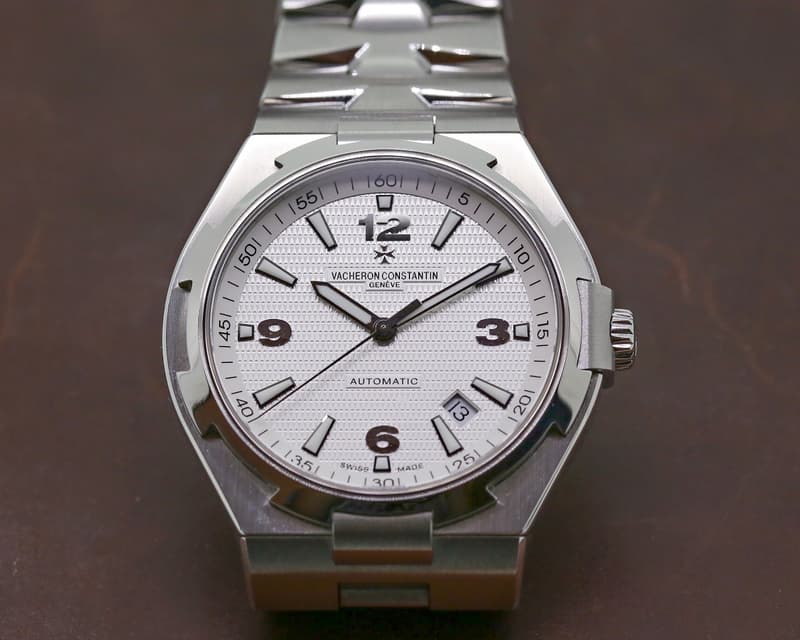 Vacheron Constantin Overseas Large Automatic White Dial SS / SS