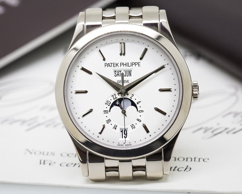 Patek Philippe Annual Calendar Silver Dial 18K White Gold / Bracelet