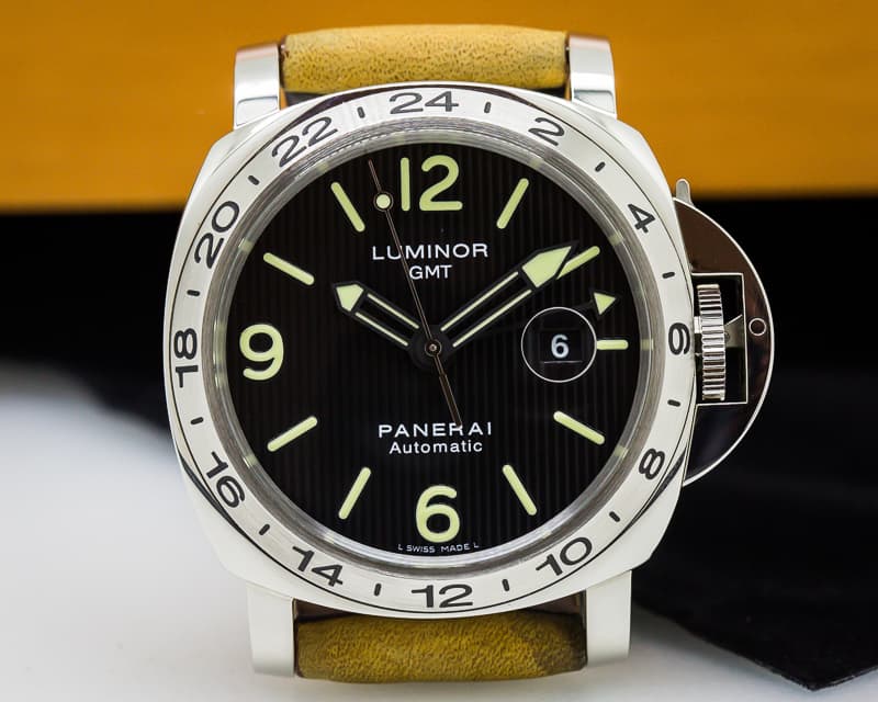 Panerai PAM00029 Luminor GMT Tuxedo Dial SS