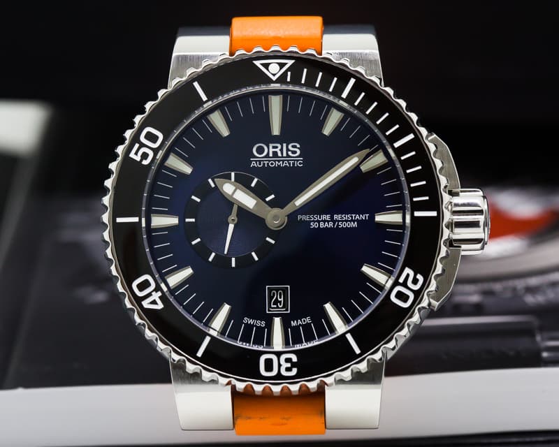 Oris Aquis Small Second Date Blue Dial SS / Rubber
