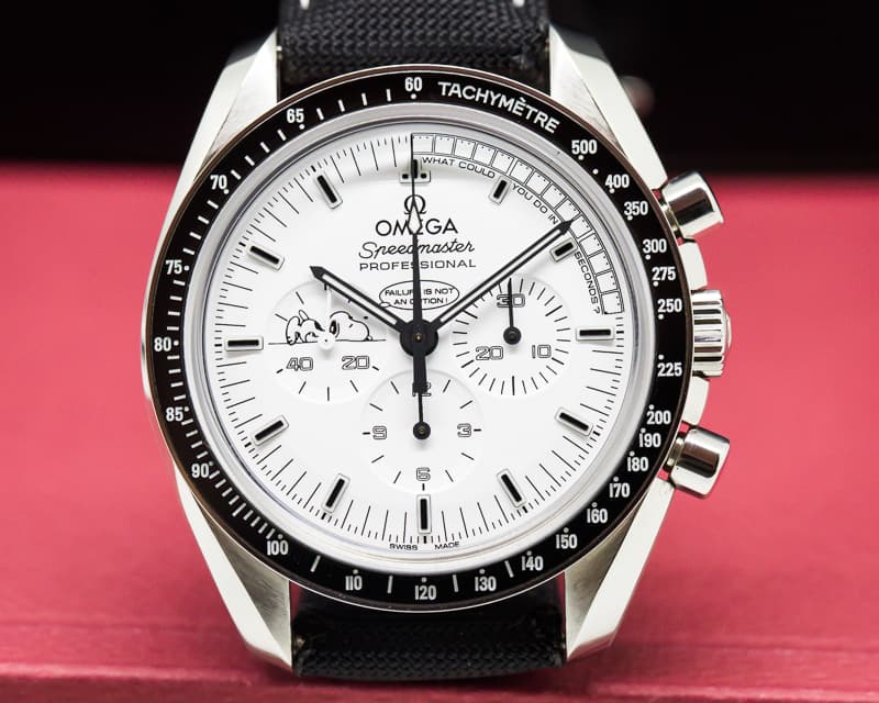 Omega Speedmaster Professional Apollo XIII Silver Snoopy Award SS LIMITED