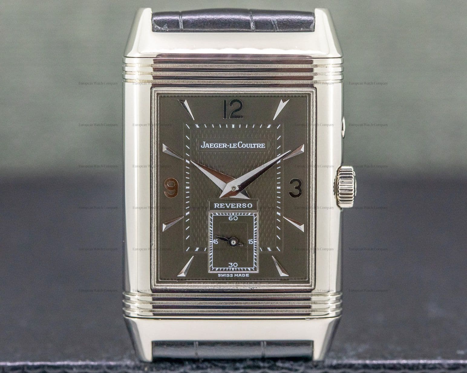Jaeger LeCoultre Reverso Duo White Gold / Black & Salmon Dial FULL SET