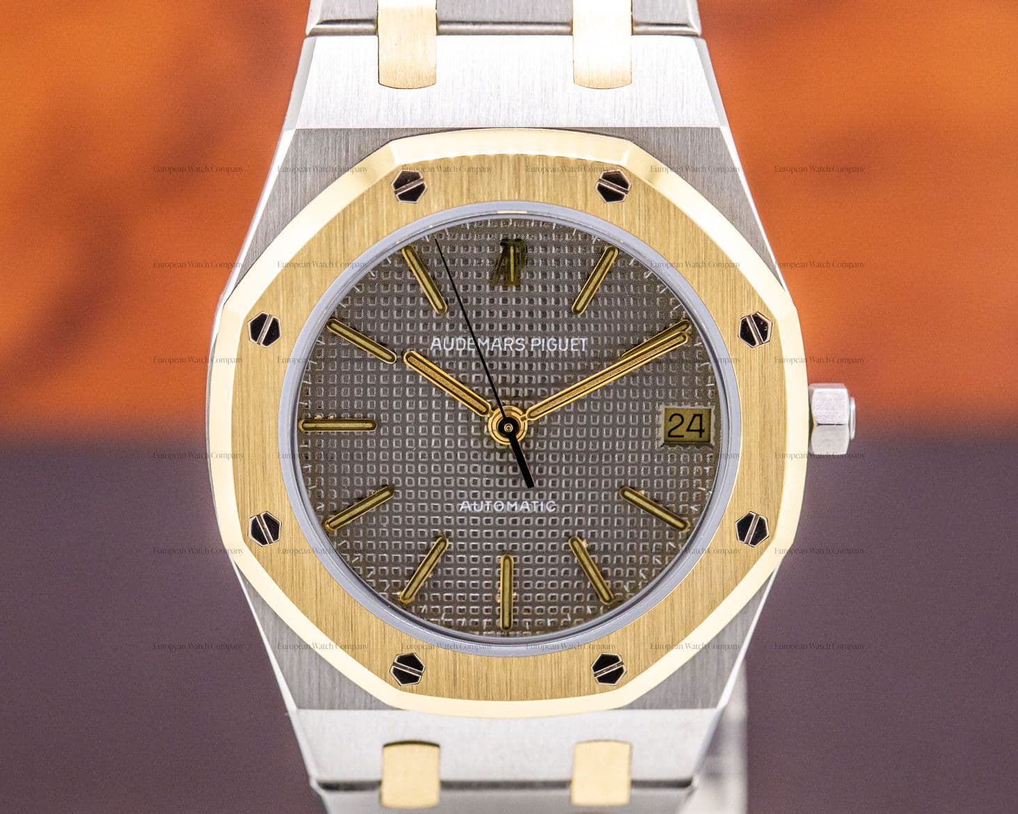 Audemars Piguet Royal Oak Automatic 18K Yellow Gold / Stainless Steel 37MM