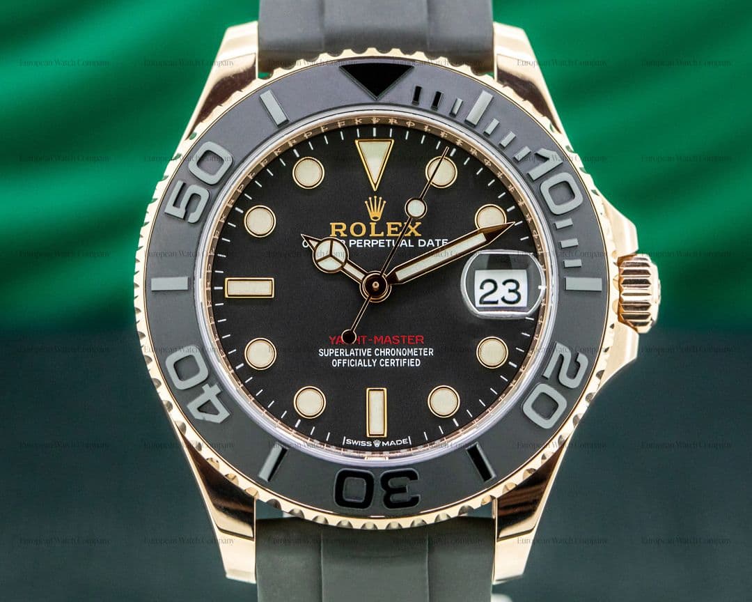 Rolex Yacht Master 18K Rose Gold / Rubber MIDSIZE 37MM 2020