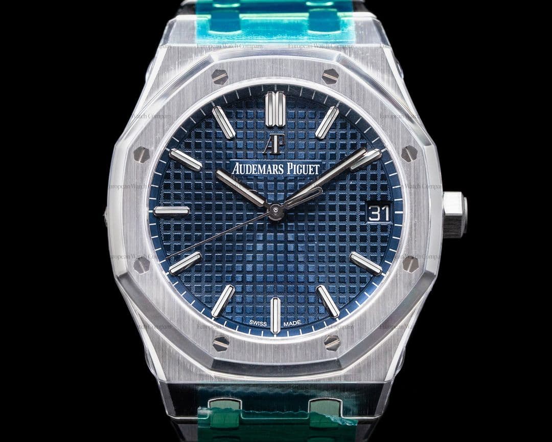 Audemars Piguet Royal Oak Blue Dial 15500ST UNWORN 2021