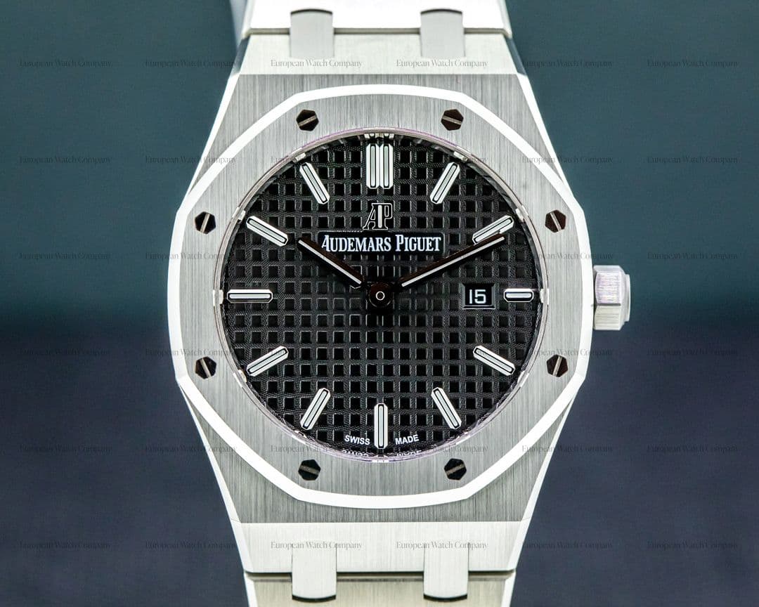 Audemars Piguet Royal Oak 33mm Black Dial SS Quartz UNWORN 2021