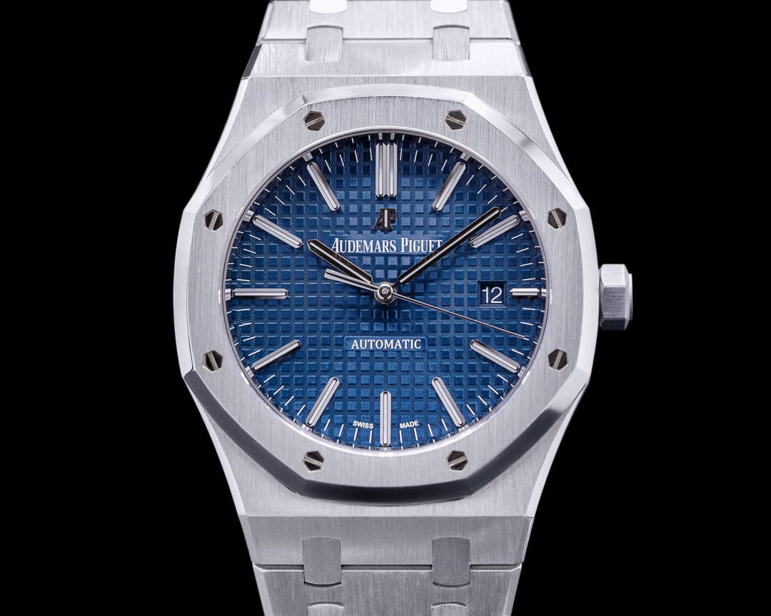 Audemars Piguet Royal Oak "BOUTIQUE ONLY" 15400ST Blue Dial SS