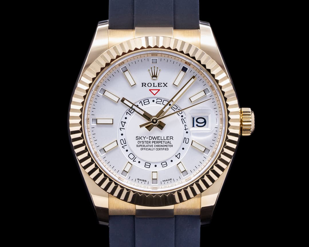Rolex Sky Dweller 326238 Silver Dial 18k Yellow Gold / OysterFlex 2021