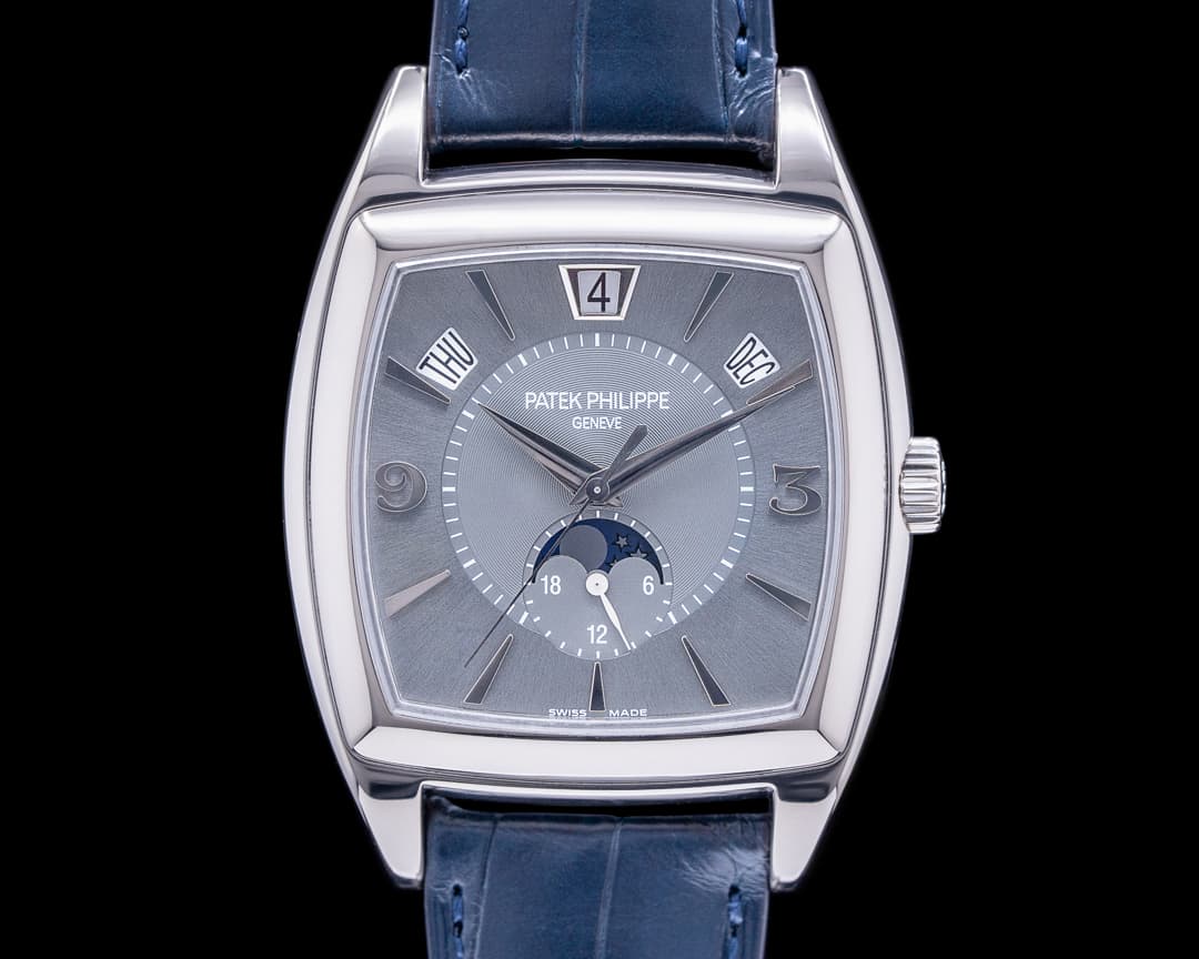 Patek Philippe Gondolo Calendario 5135G 18K White Gold Grey Dial