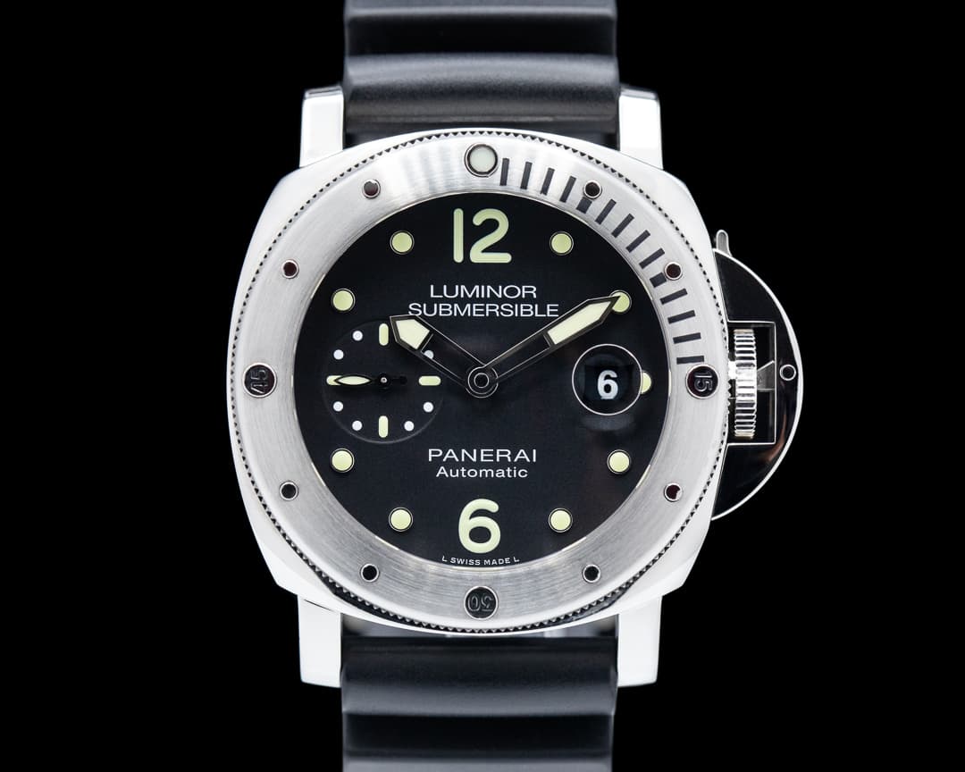 Panerai Luminor Submersible SS Black Dial 44MM PAM01024