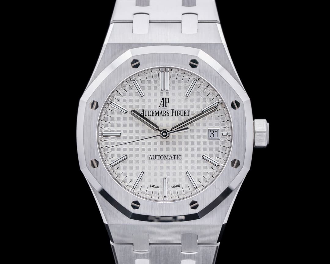 Audemars Piguet Royal Oak 15450ST White Dial SS 37MM