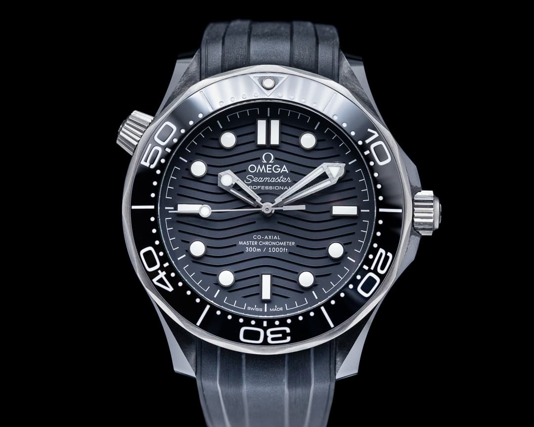 Omega Seamaster Diver 300M Co-Axial Master Chronometer Ceramic UNWORN