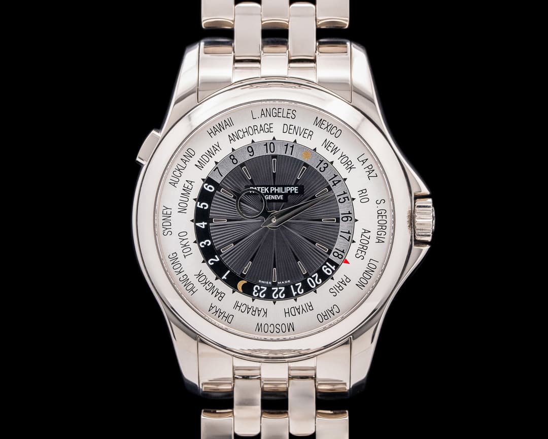 Patek Philippe World Time 5130/1G 18K White Gold / 18K White Gold Bracelet