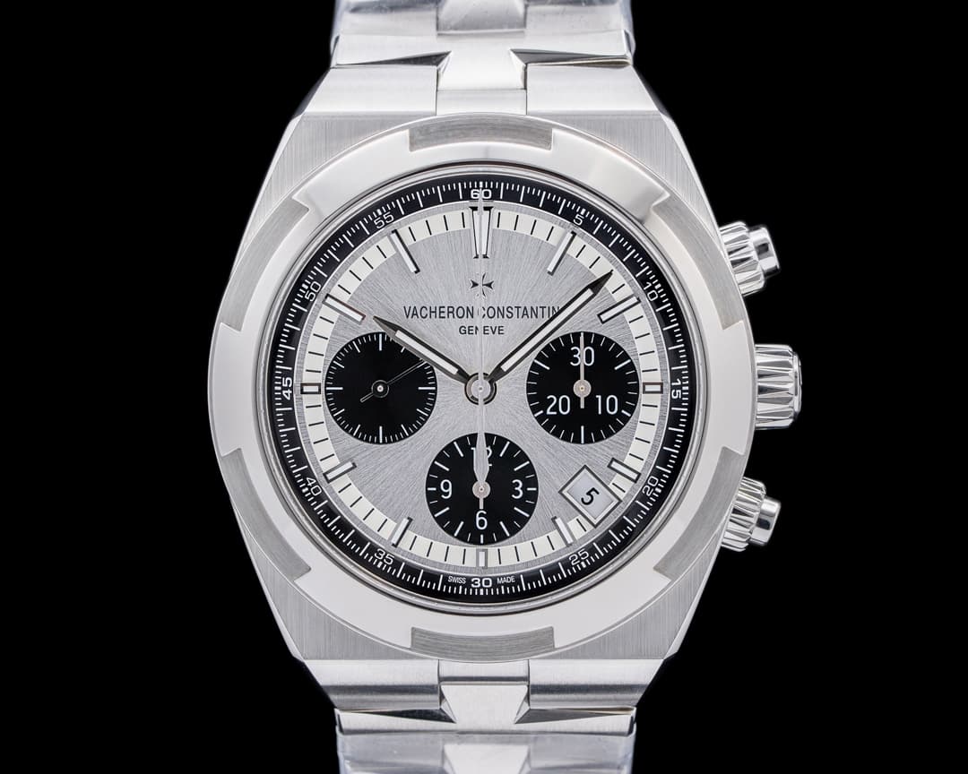 Vacheron Constantin Overseas 5500V/110A Chronograph Silver Panda Dial SS 2023