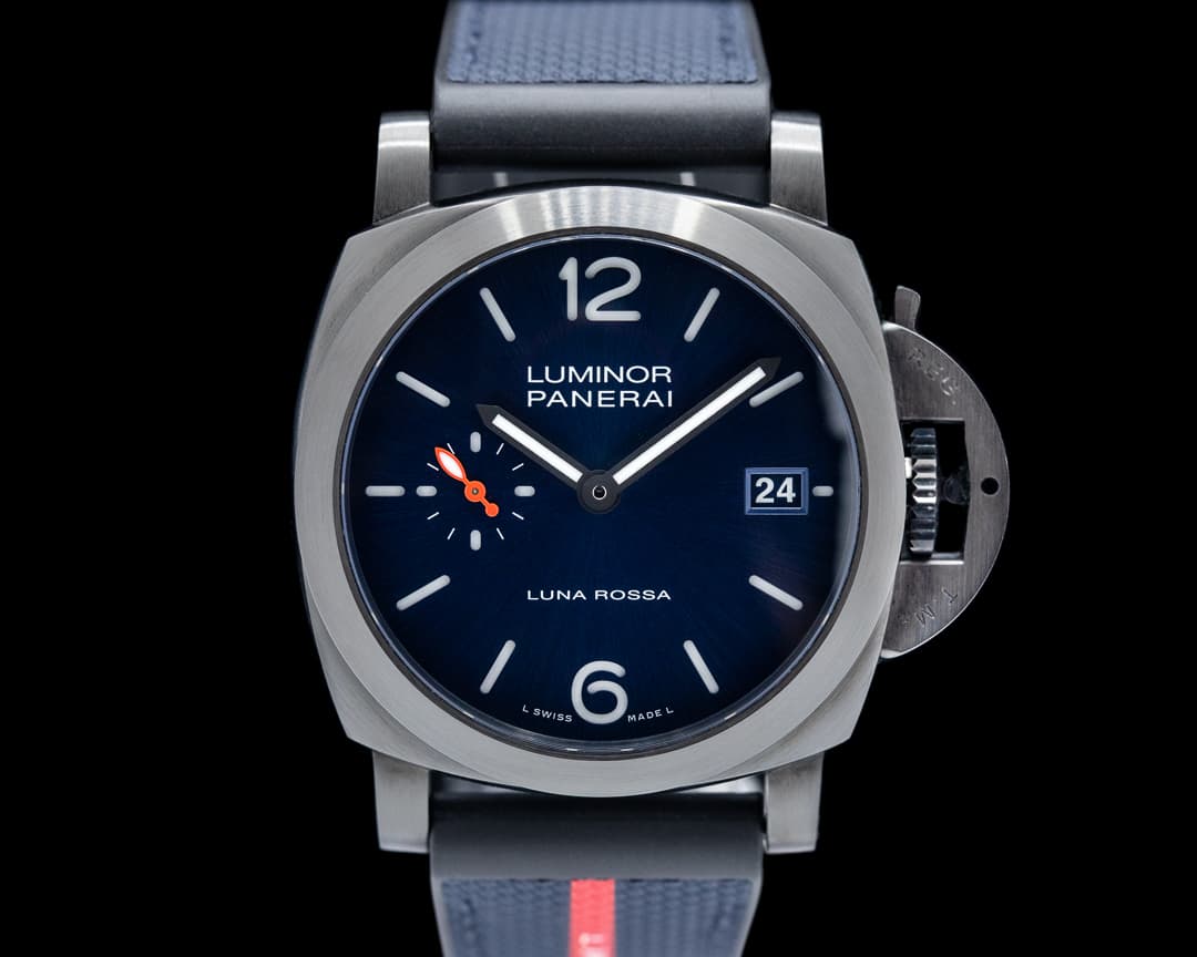Panerai Luminor Luna Rossa Quaranta Steel DLC