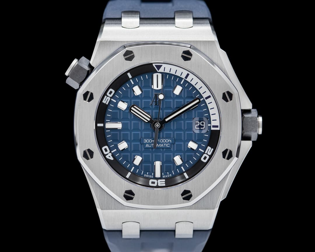 Audemars Piguet Royal Oak Offshore 15720ST Diver Blue Dial