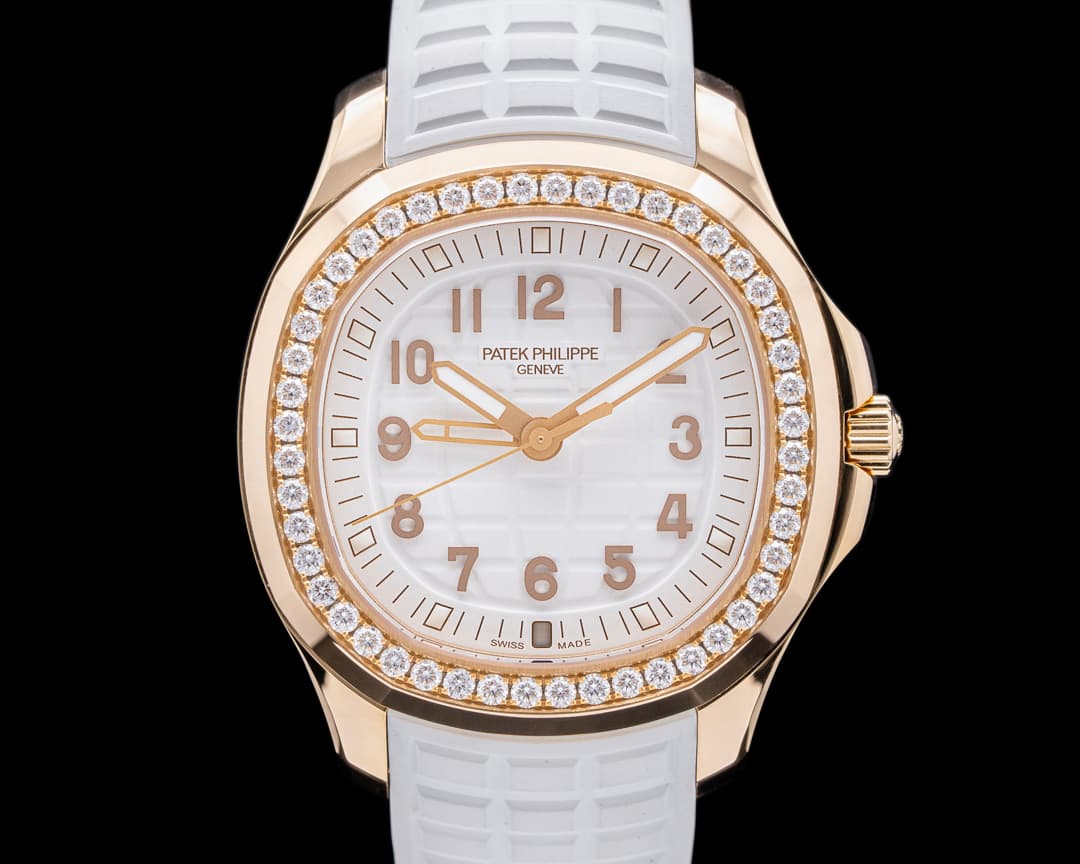 Patek Philippe Aquanaut 5269 Luce Travel 18k Rose Gold / Diamond Bezel