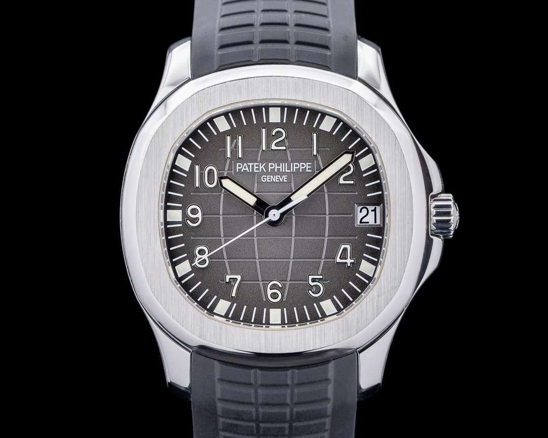 Patek Philippe Aquanaut 5165A Mid Size RARE