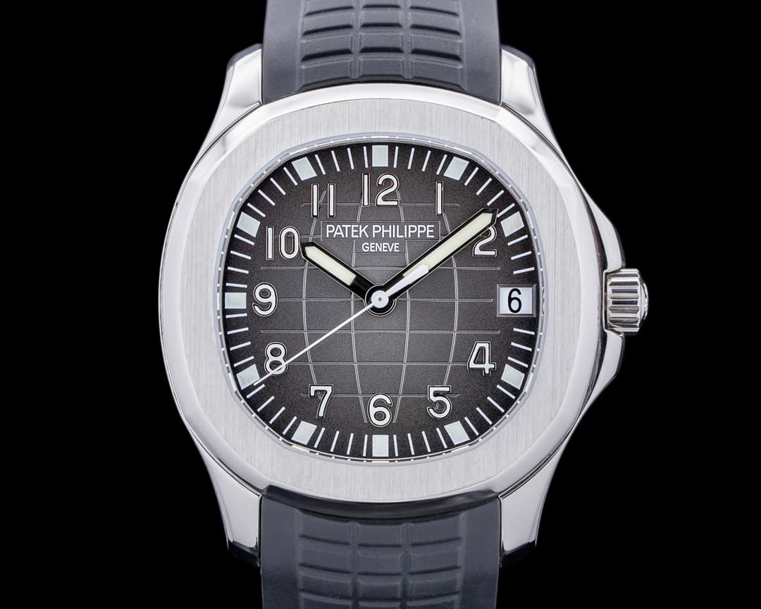 Patek Philippe Aquanaut 5165A Mid Size RARE