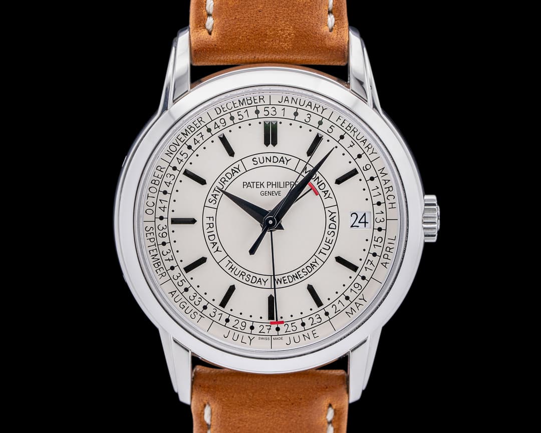 Patek Philippe Calatrava 5212A Weekly Calendar SS Silver Dial