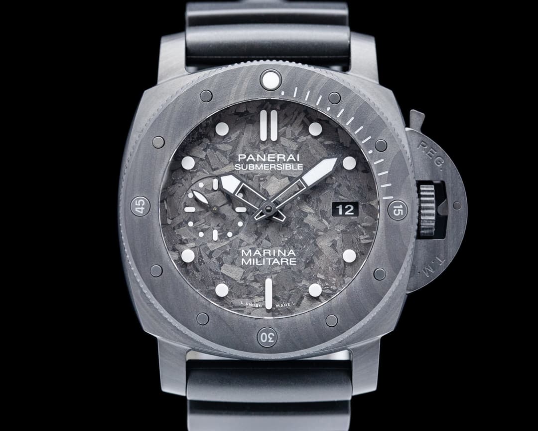 Panerai Submersible Marina Militare Carbotech Forged Carbon Dial