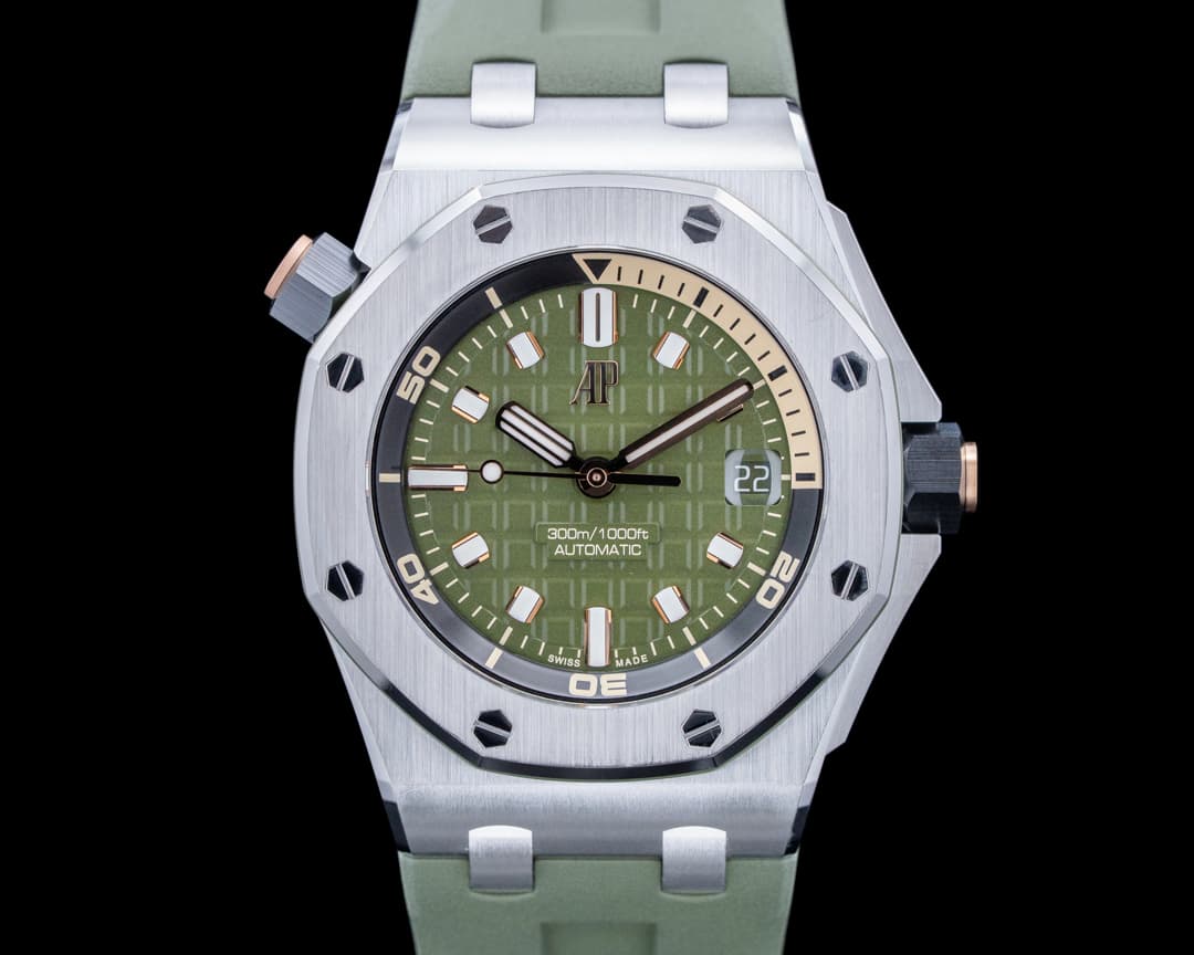 Audemars Piguet 15720ST Royal Oak Offshore Diver SS Khaki Green Dial