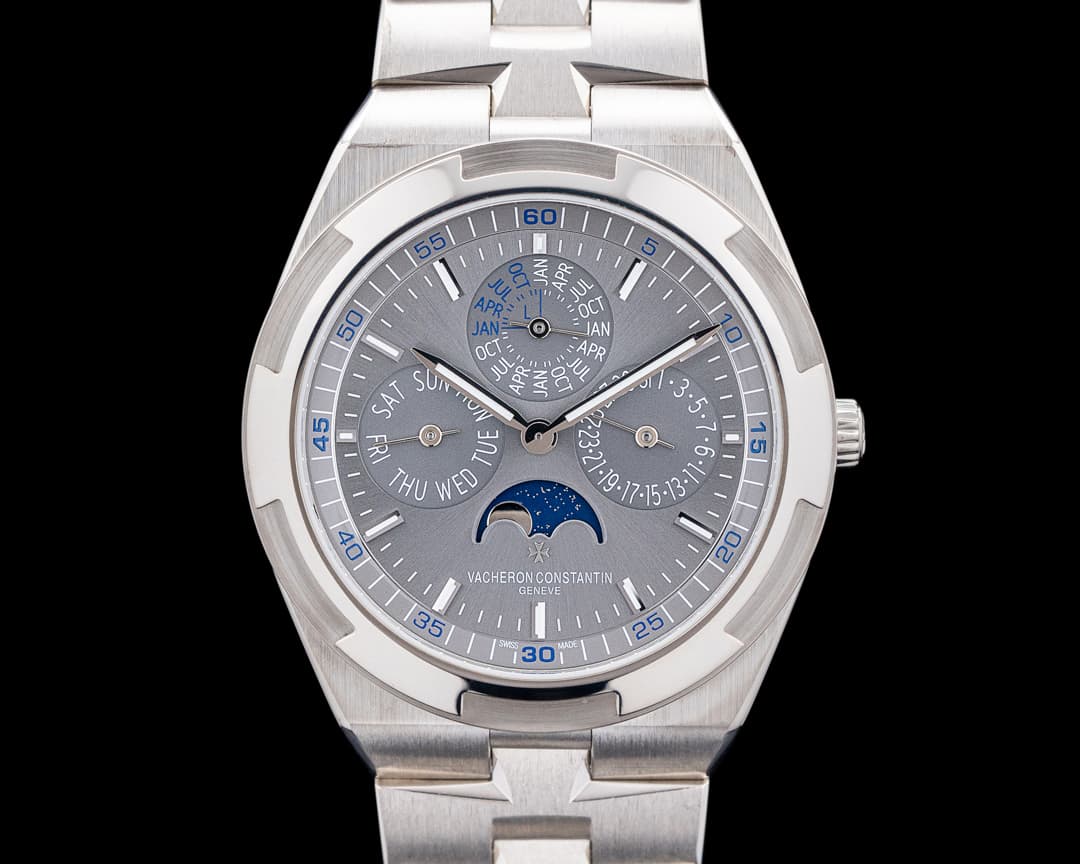 Vacheron Constantin 4300V Overseas Ultra-Thin Perpetual Calendar 18K White Gold Gray Dial