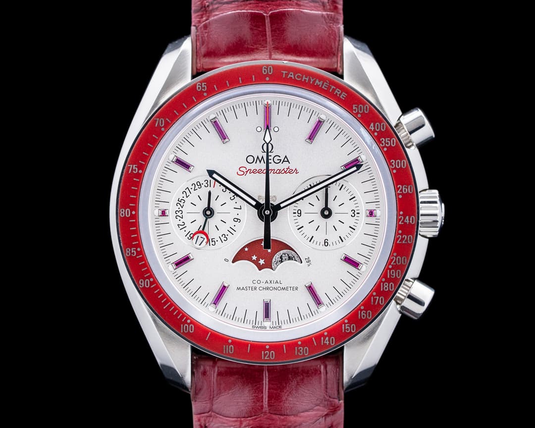 Omega Speedmaster Moonphase Master Chronometer Platinum Ruby Dial 2025