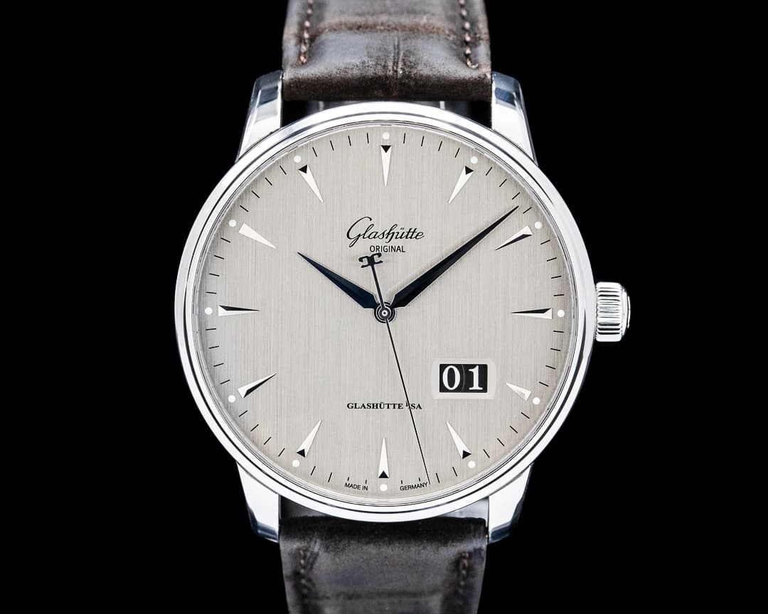 Image of Glashutte Original Senator Excellence Panorama Date SS Silver Dial