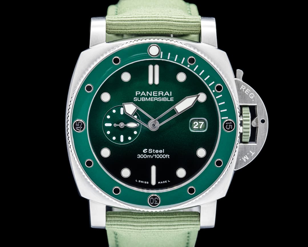 Image of Panerai Submersible QuarantaQuattro Verde Smeraldo eSteel Green Dial UNWORN LE