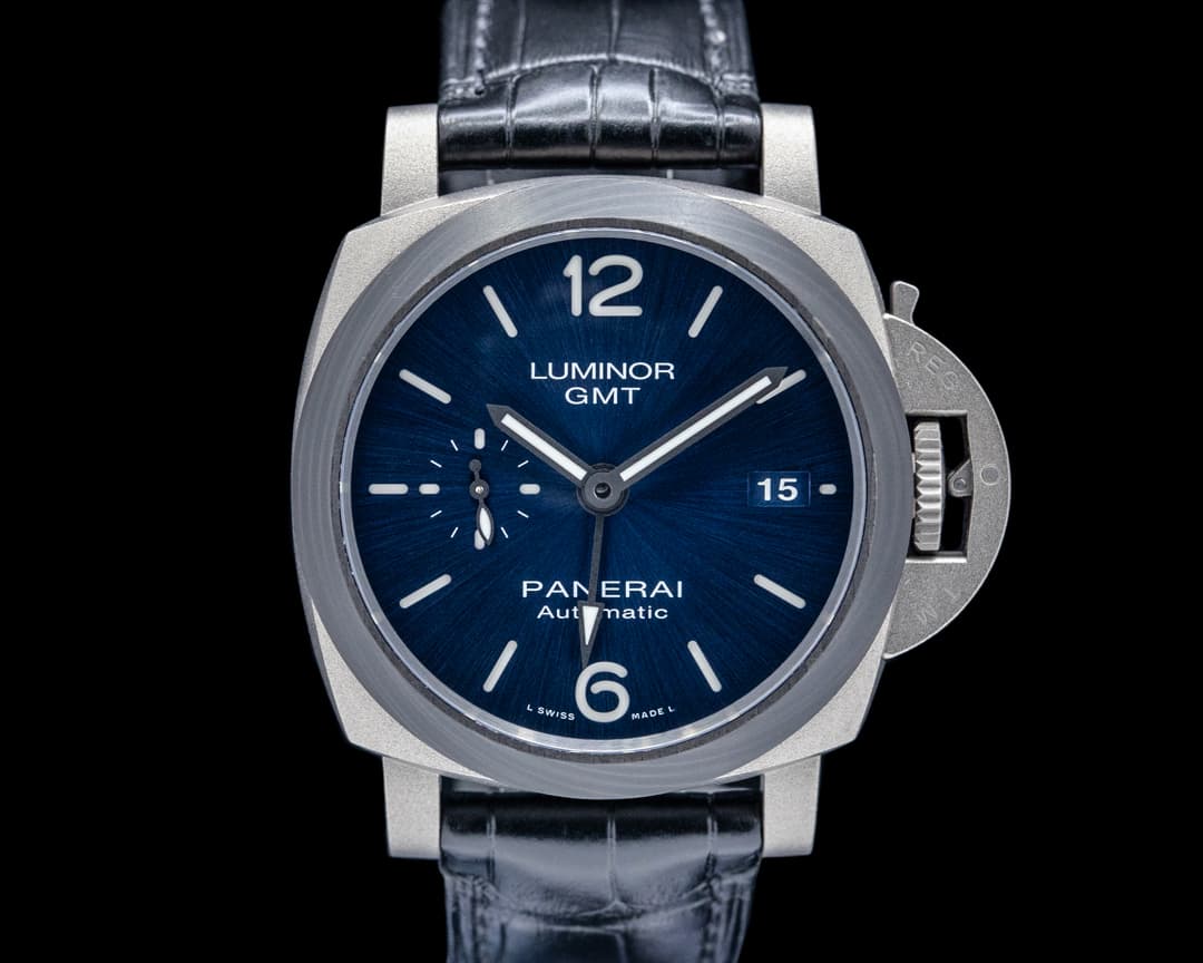Image of Panerai PAM01279 Luminor GMT Titanium / Carbotech Blue Dial