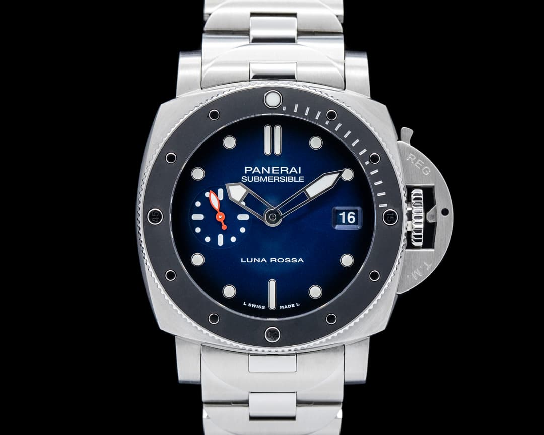 Panerai PAM01565 Submersible Luna Rossa SS Blue Dial LIMITED
