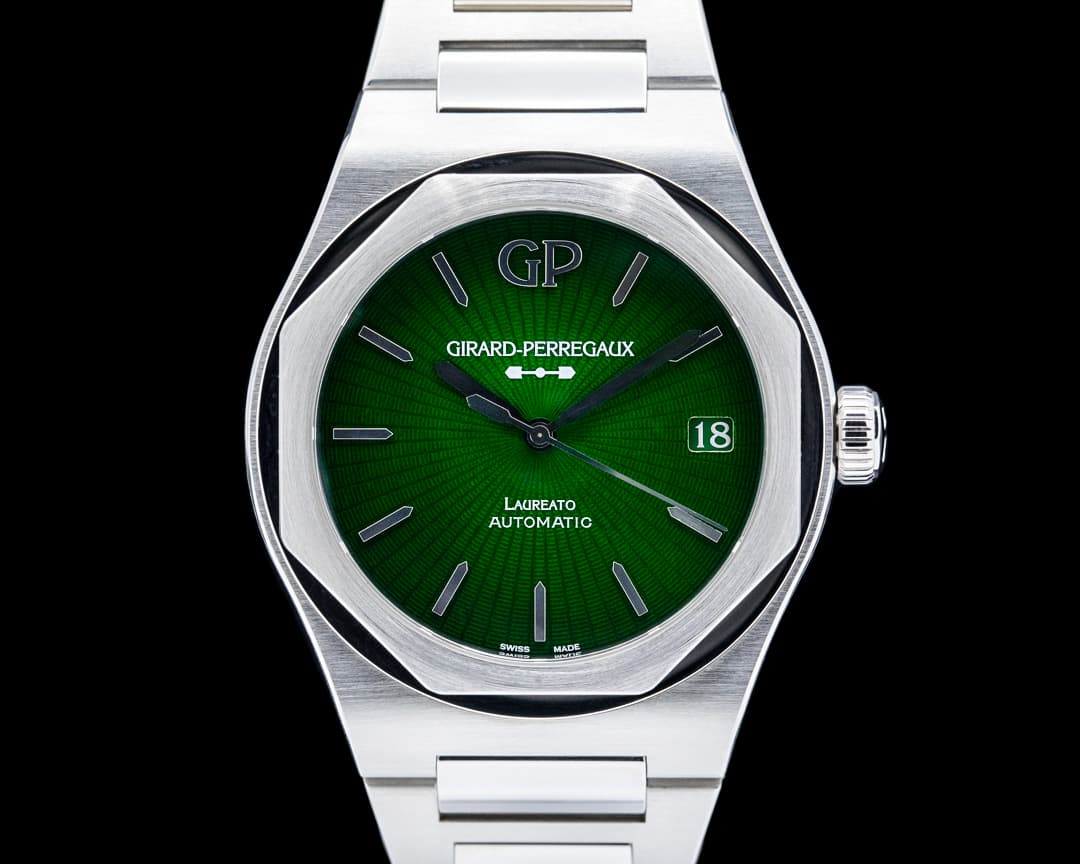 Image of Girard-Perregaux 81010 Laureato Eternity Edition SS Green Dial LIMITED