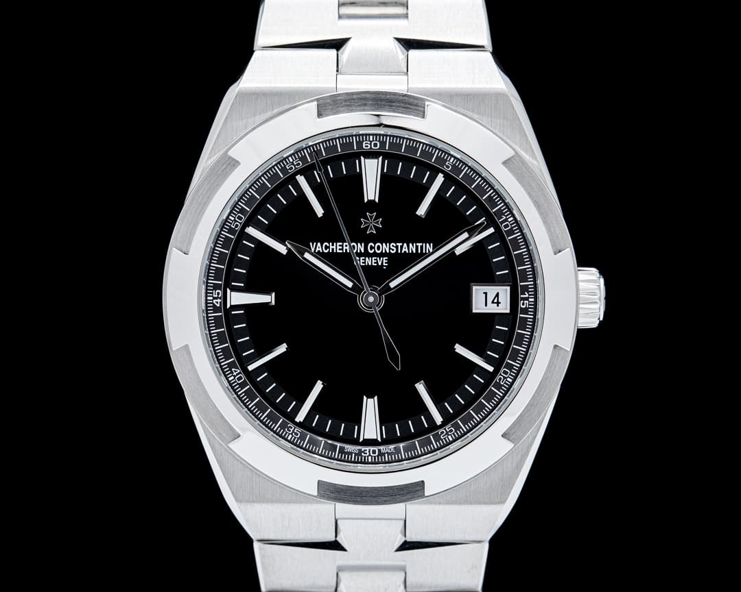 Vacheron Constantin 4520V Overseas SS Black Dial