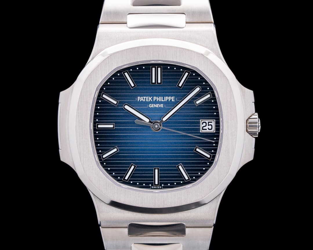 Image of Patek Philippe 5811/1G Nautilus 18K White Gold Blue Dial 2025