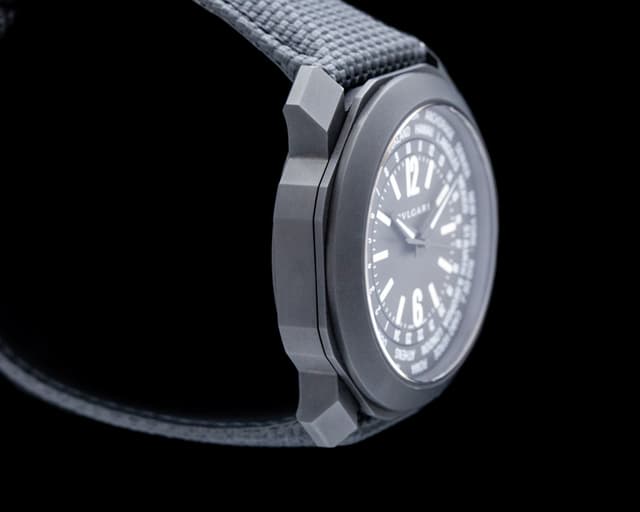 Octa Roma Watch Bulgari 103486 Octo Roma WorldTimer DLC SS Black Dial 103486 for Sale ...